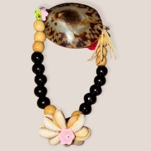 Shell and Bead anklet with Floral Accent